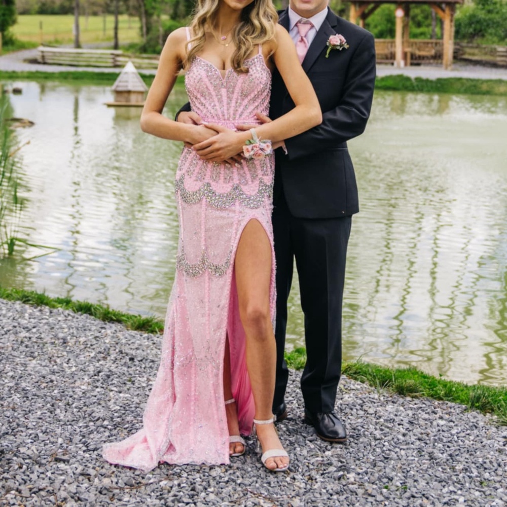 Size 0 jovani prom dress